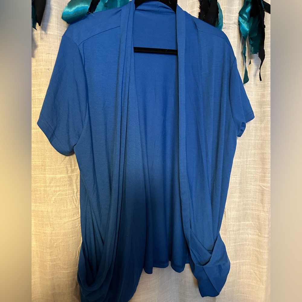 Blue Shortsleeved Cardigan
